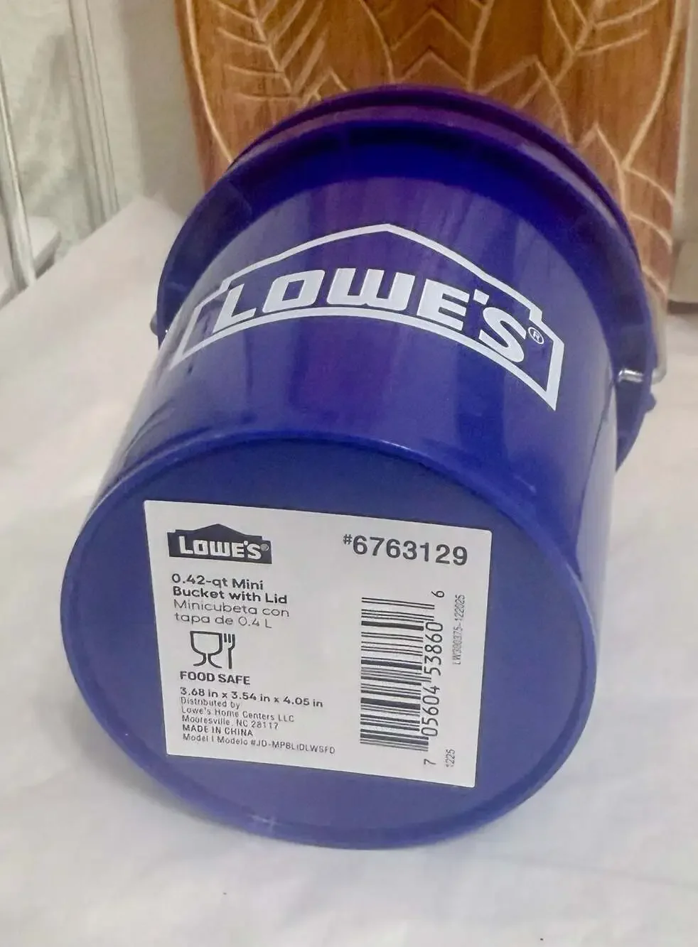 Lowe's 0.42-qt Mini Bucket with Lid Food Safe Blue